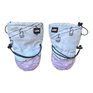L-bow infant mittens